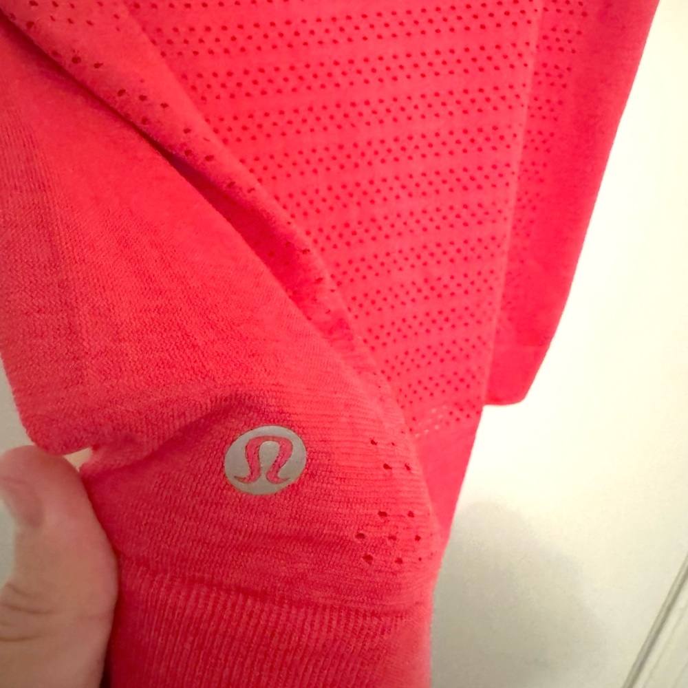 Lululemon Breeze By Muscle Tank II *Squad - Picture 6 of 7